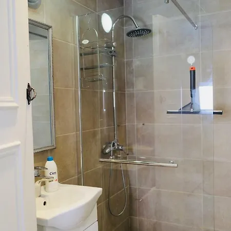Bella Vista-2 Bedroom *